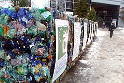 Стена мусора в Йыхви расскажет о том, как сортировать отходы